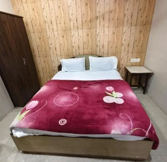 デラックスルーム, Maha Roopa Palace