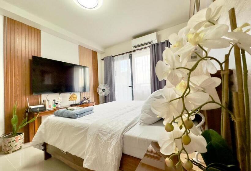 סטודיו סטנדרט, מיטה זוגית, Iloilo Travelers Crib The King Bed