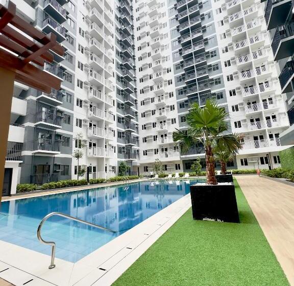 סטודיו סטנדרט, מיטה זוגית, Iloilo Travelers Crib The King Bed