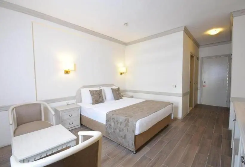 スタンダードトリプルルーム, Marmaris Hotel Comfort Rooms