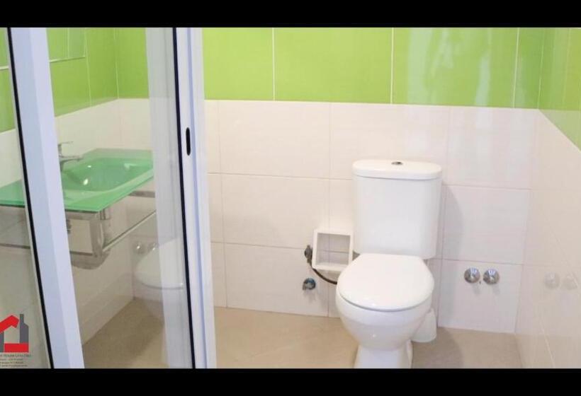 اتاق خانوادگی, Guest House Lina Elisa