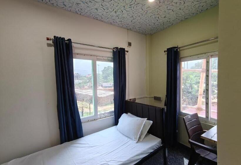 اتاق لوکس یک تخته, Shivalaya Lodge