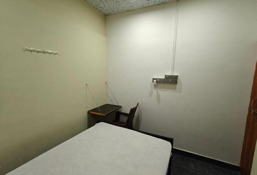 اتاق لوکس, Shivalaya Lodge