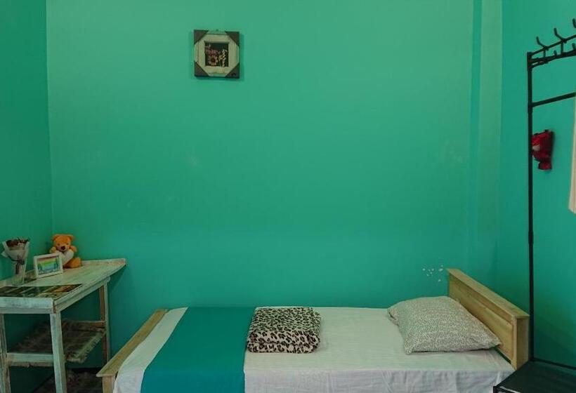 جناح غرفتين نوم, Canaan Music