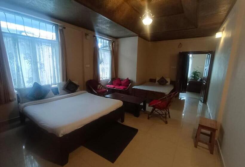 חדר סטנדרט לשלושה, Sohra Plaza Resort