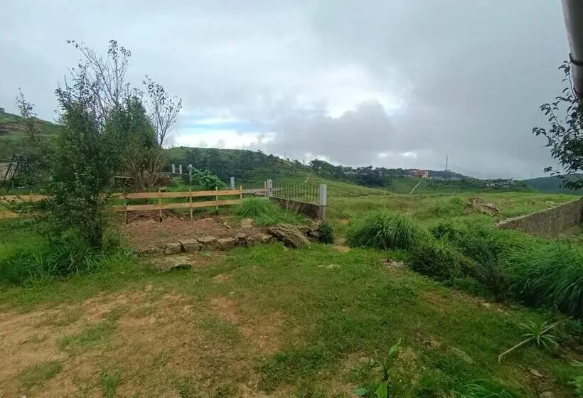 デラックスルーム, Sohra Plaza Resort