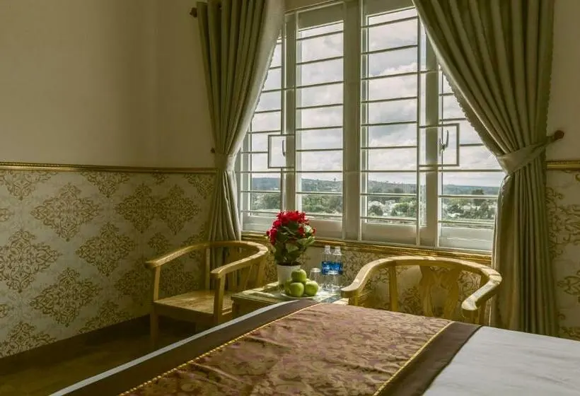 اتاق لوکس, Aec Hotel Ban Me