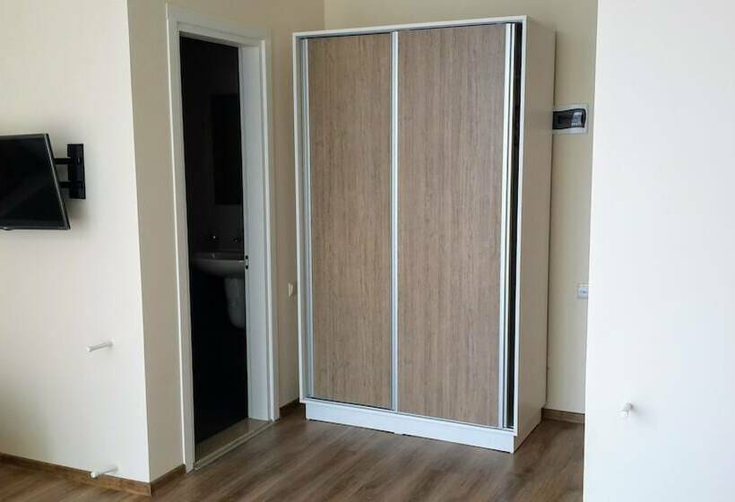 اتاق استاندارد, Bloom Batumi