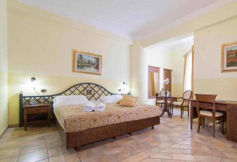 اتاق استاندارد چهار تخته, Castello Torre In Pietra