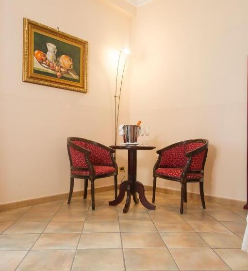 سوییت جونیور, Castello Torre In Pietra