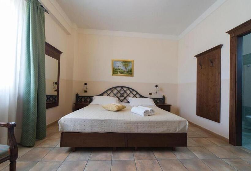 اتاق استاندارد, Castello Torre In Pietra