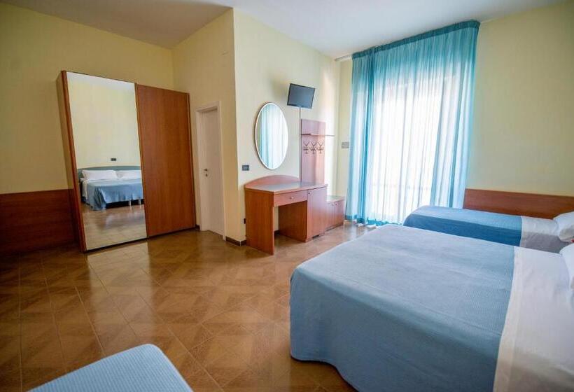 اتاق استاندارد چهار تخته, International