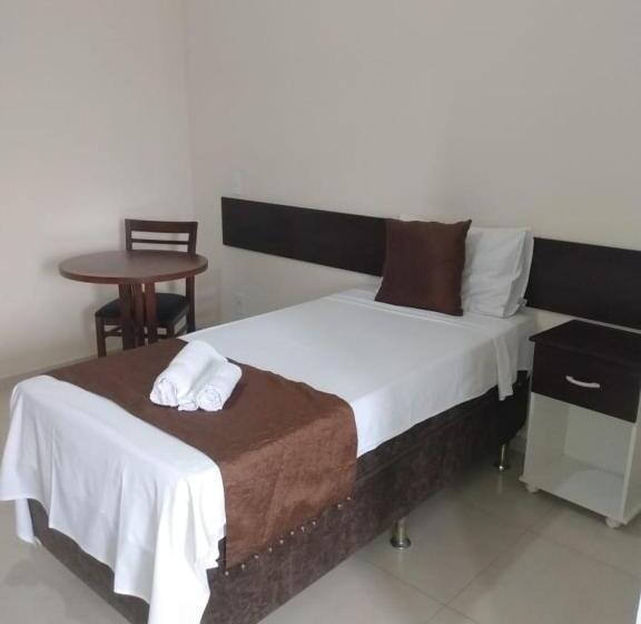 スタンダードシングルルーム, Martins