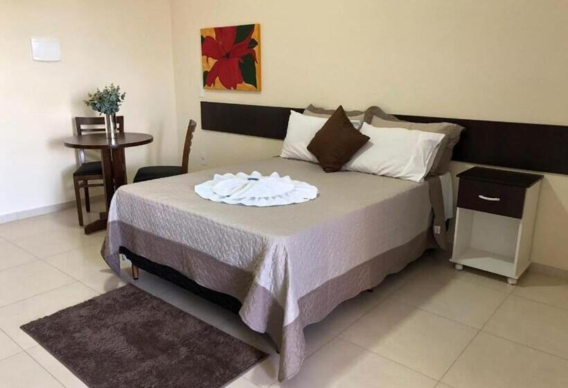 デラックスルーム, Martins