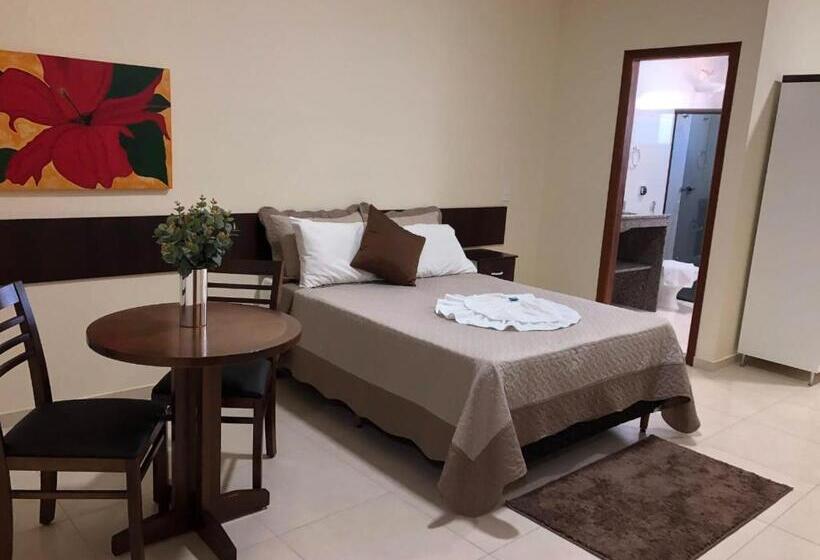 スタンダードルーム, Martins