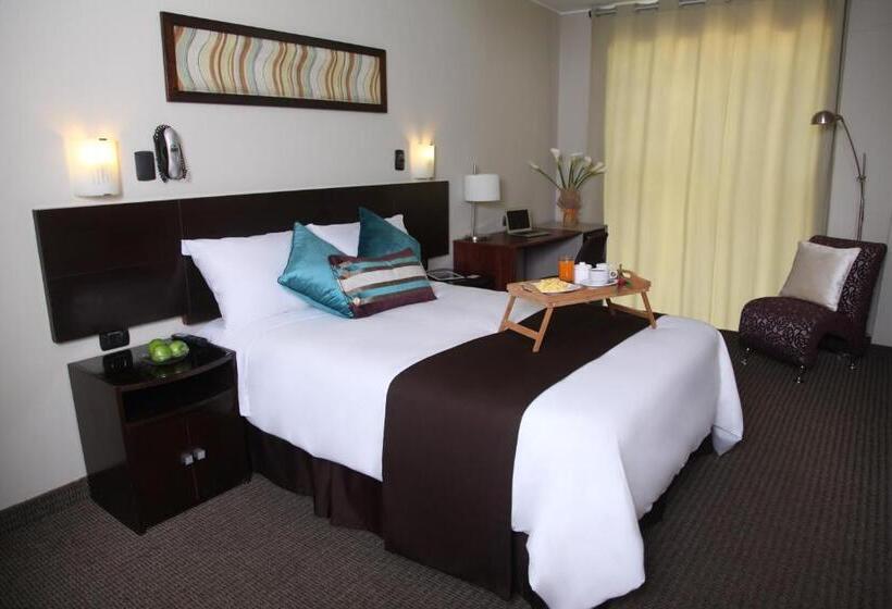 اتاق اجرایی, Rivera Inn