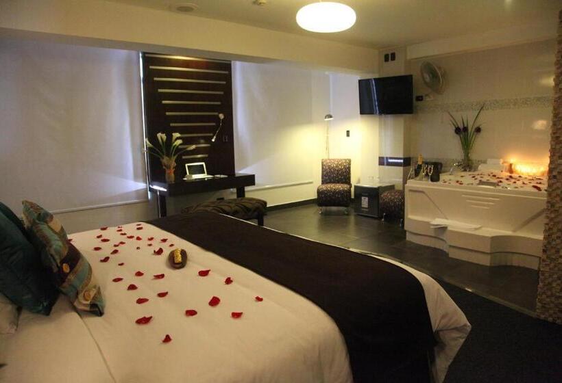 سوئیت سینیور, Rivera Inn