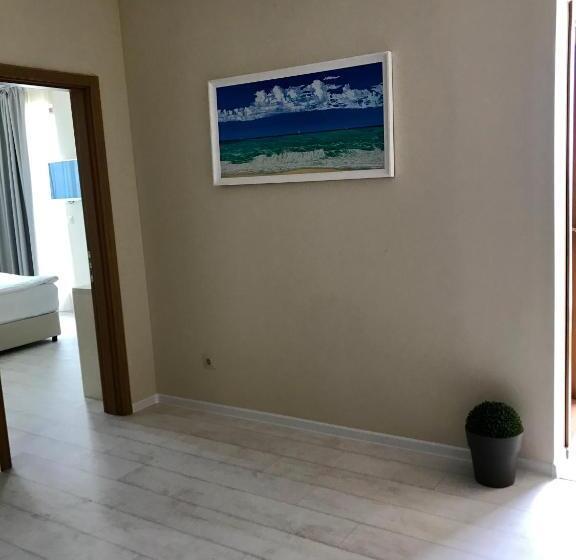 דירת דלוקס חדר שינה 1 עם נוף לים, St. Panteleimon Beach