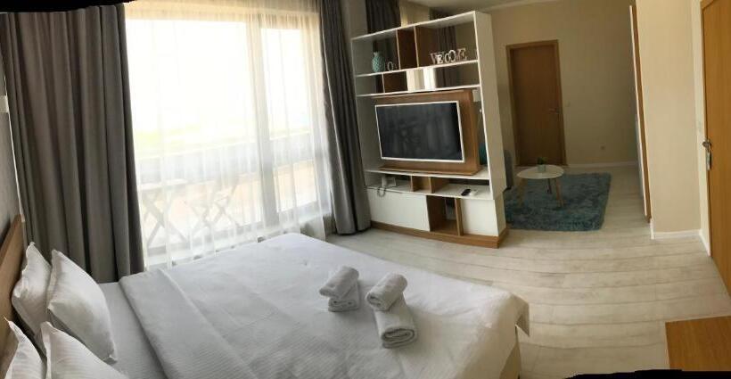 חדר דלוקס נוף לים, St. Panteleimon Beach