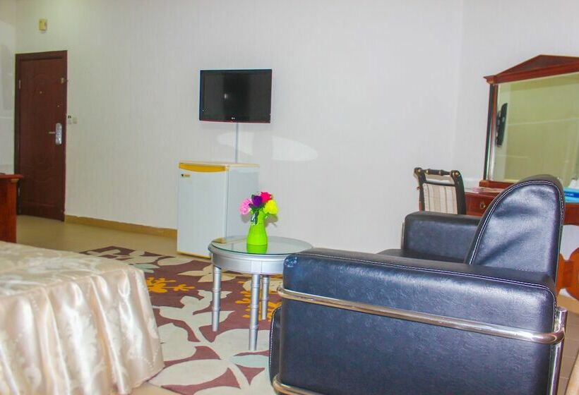 اتاق استاندارد, New Rivoli Hotel Benin