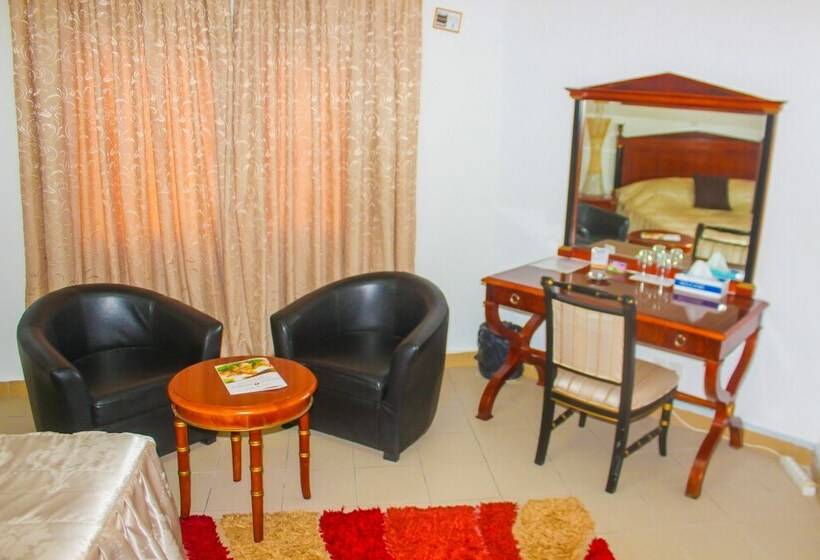 اتاق استاندارد, New Rivoli Hotel Benin