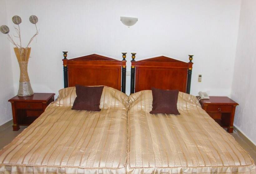 اتاق استاندارد, New Rivoli Hotel Benin