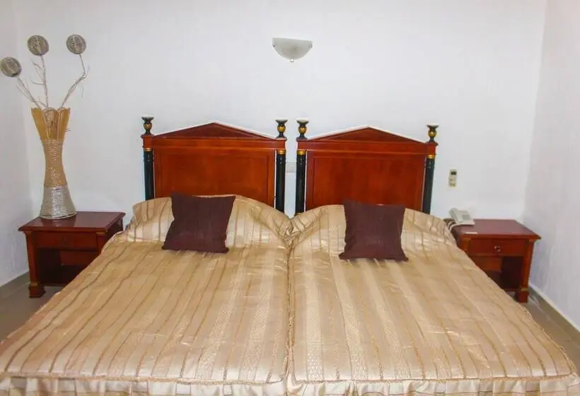 اتاق استاندارد, New Rivoli Hotel Benin