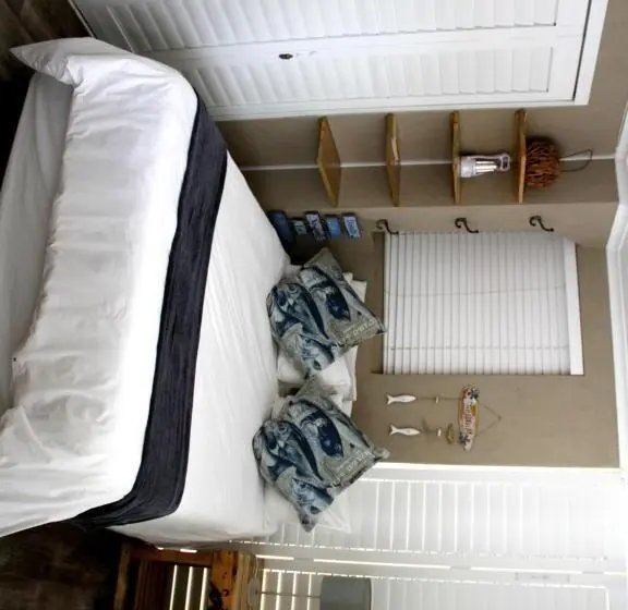 エコノミールーム, Nine On Uys Street B & B