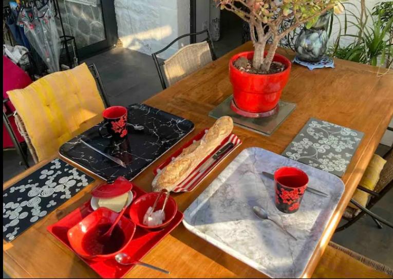 اتاق استاندارد, Chambre De Charme Sur Le Gr 34 Et La Vélo Route Maritime