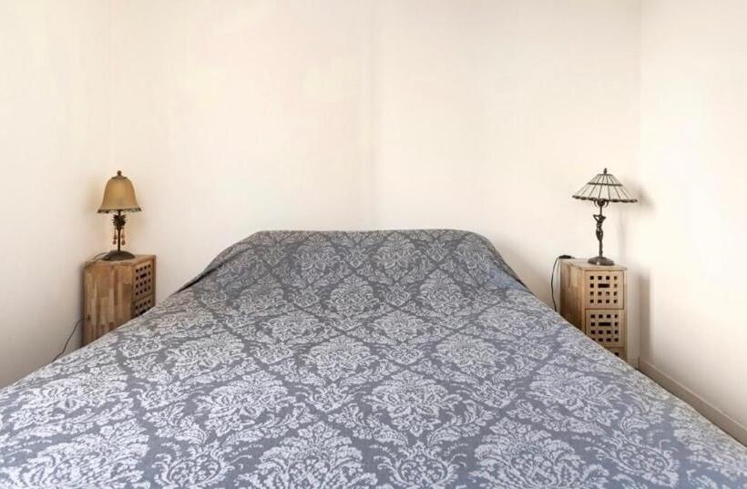 اتاق استاندارد, Chambre De Charme Sur Le Gr 34 Et La Vélo Route Maritime