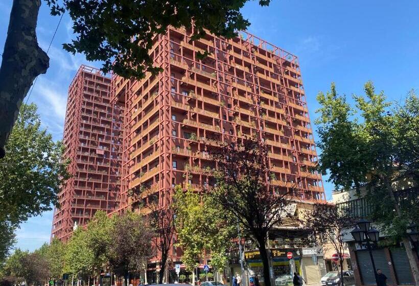 스탠다드 룸 킹사이즈 침대, Dream In Tirana