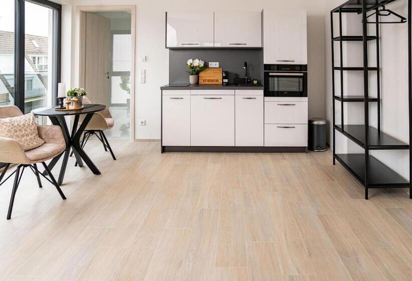 バルコニー付きスタンダードルーム, Dom Inn