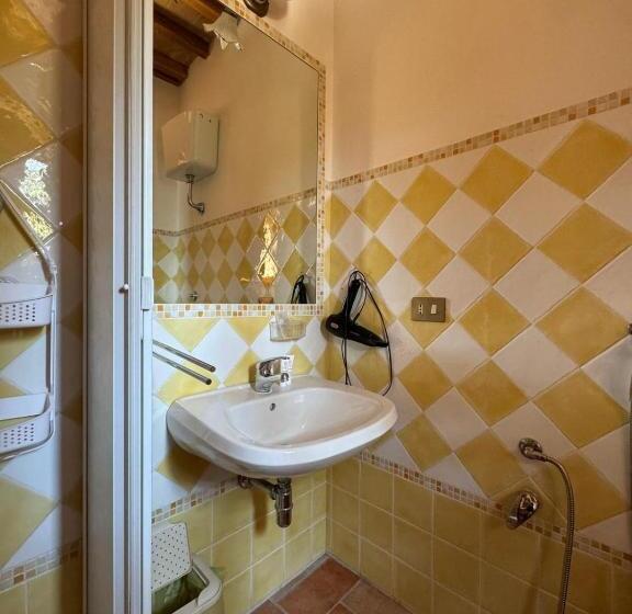 Номер Стандарт Трехместный, Agriturismo Roccamaia