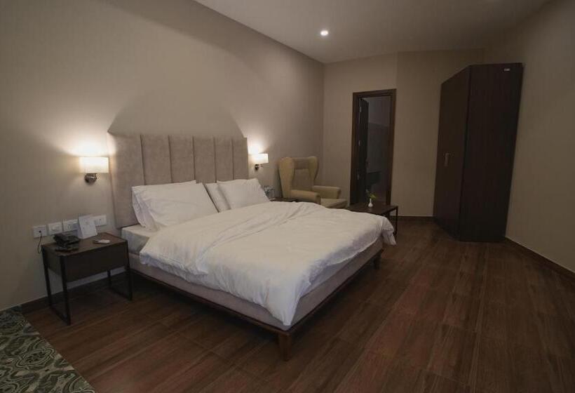 デラックスルーム, Tdi Club Retreat Sector 110