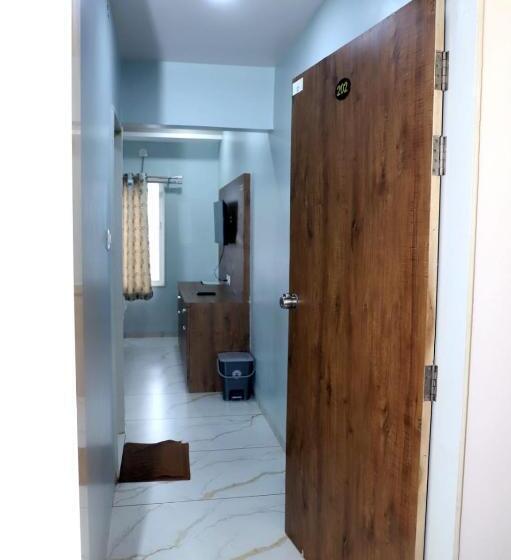 Номер Стандарт, Twarita Executive Lodge