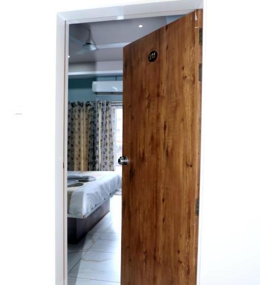 غرفة سوبيريور, Twarita Executive Lodge