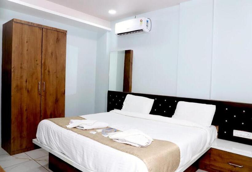 Номер Superior Кровать Кинг, Twarita Executive Lodge
