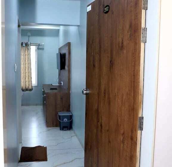 غرفة قياسية, Twarita Executive Lodge