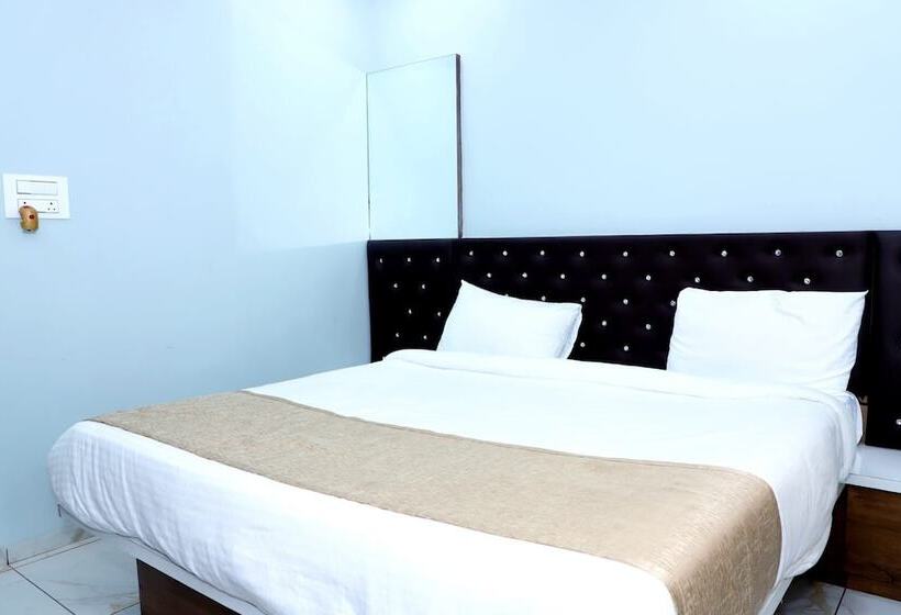 غرفة قياسية, Twarita Executive Lodge