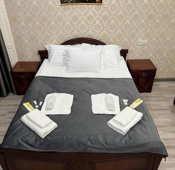 اتاق استاندارد, Nur Guest House