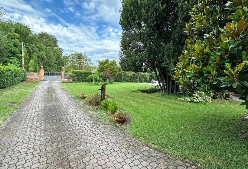 スタンダードルーム, B&b La Giganta