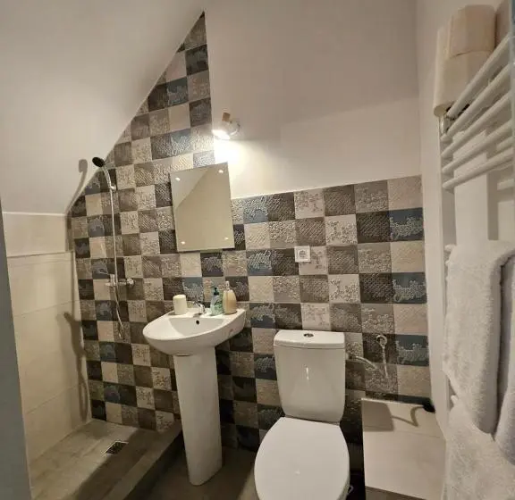 اتاق استاندارد, Cabana Hora