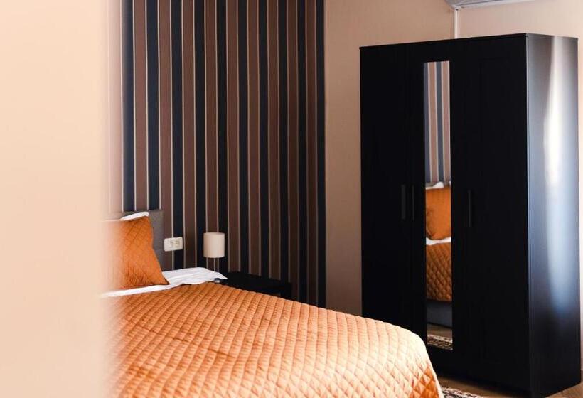 シティビュースイート, Casa Pia