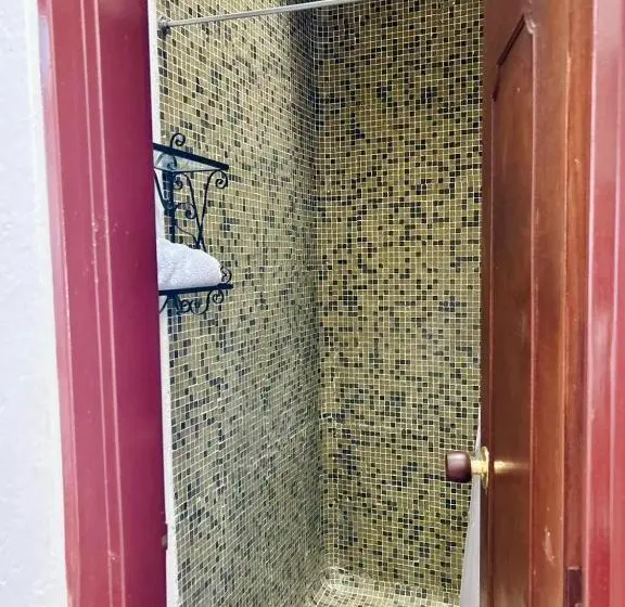 スタンダード4人部屋, Casa Hotelgitanos