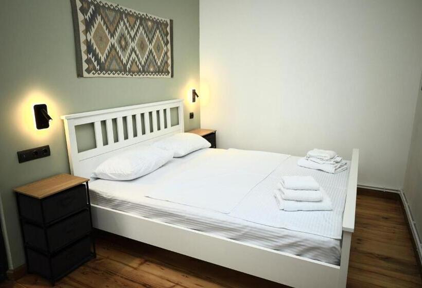 اتاق استاندارد, Tiroents Boutique