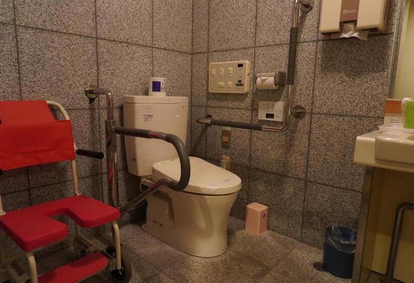 חדר דלוקס לארבעה, ホテルベイグランド国東