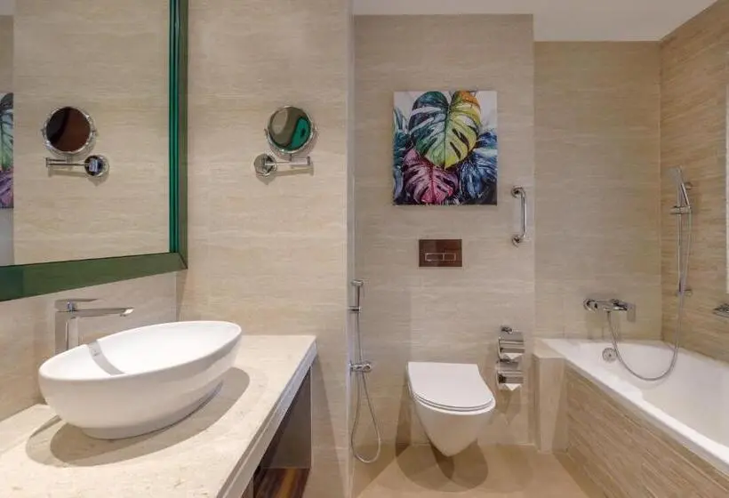 سوییت با چشمانداز کوه, Holiday Inn Resort Kathmandu Budhanilkantha, An Ihg