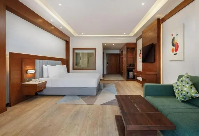 سوییت با چشمانداز کوه, Holiday Inn Resort Kathmandu Budhanilkantha, An Ihg