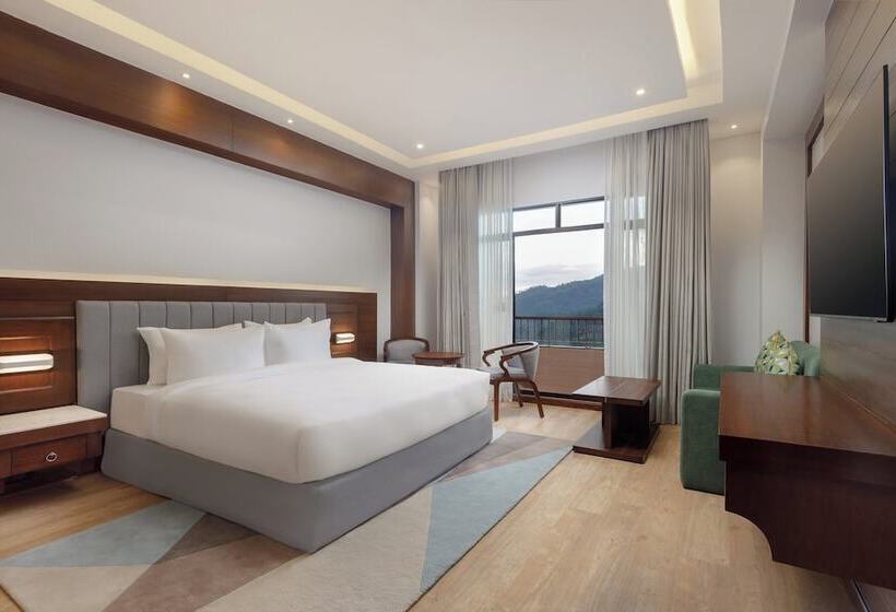 اتاق پرمیوم, Holiday Inn Resort Kathmandu Budhanilkantha, An Ihg