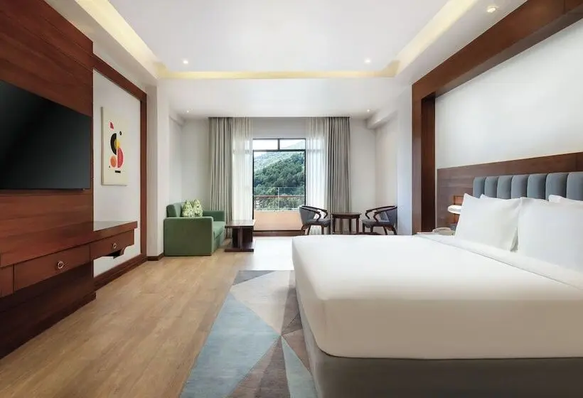 سوییت با چشمانداز کوه, Holiday Inn Resort Kathmandu Budhanilkantha, An Ihg
